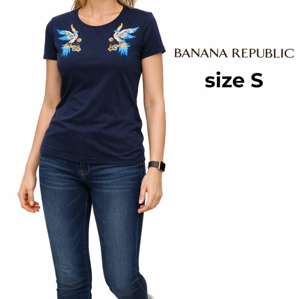 Banana Republic Dark Blue Tee with Bird Embroidery